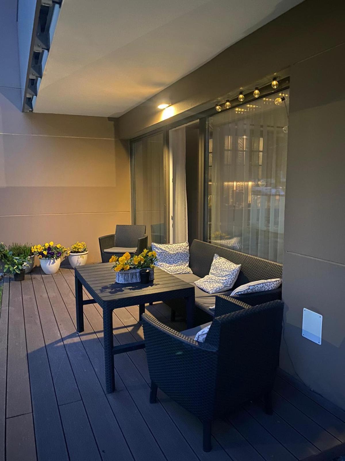 Lulu Apartments - Pod Masztami - Apartament Dwupokojowy - Basen Silownia Parking 科沃布热格 外观 照片