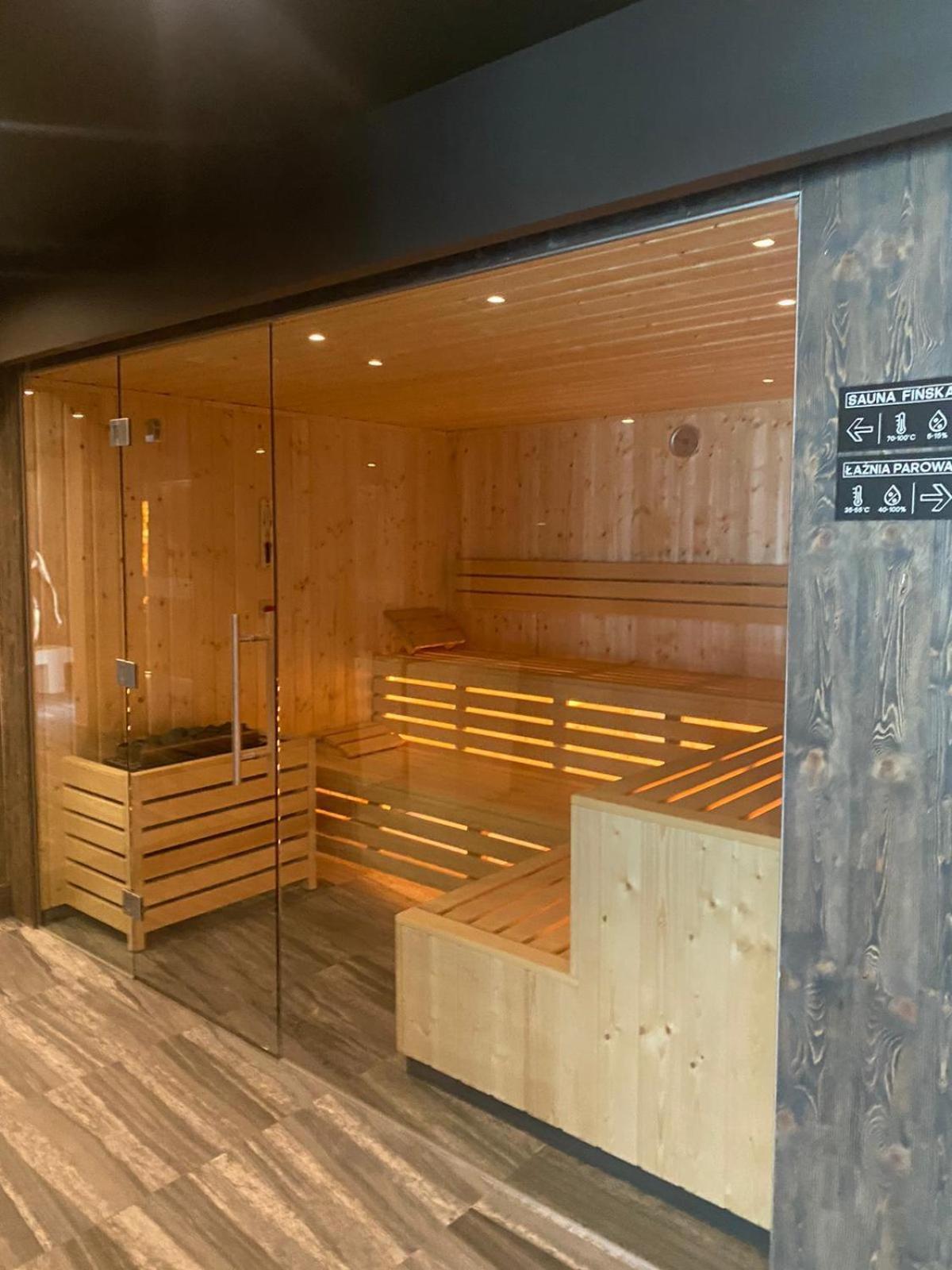 Lulu Apartments - Pod Masztami - Apartament Dwupokojowy - Basen Silownia Parking 科沃布热格 外观 照片