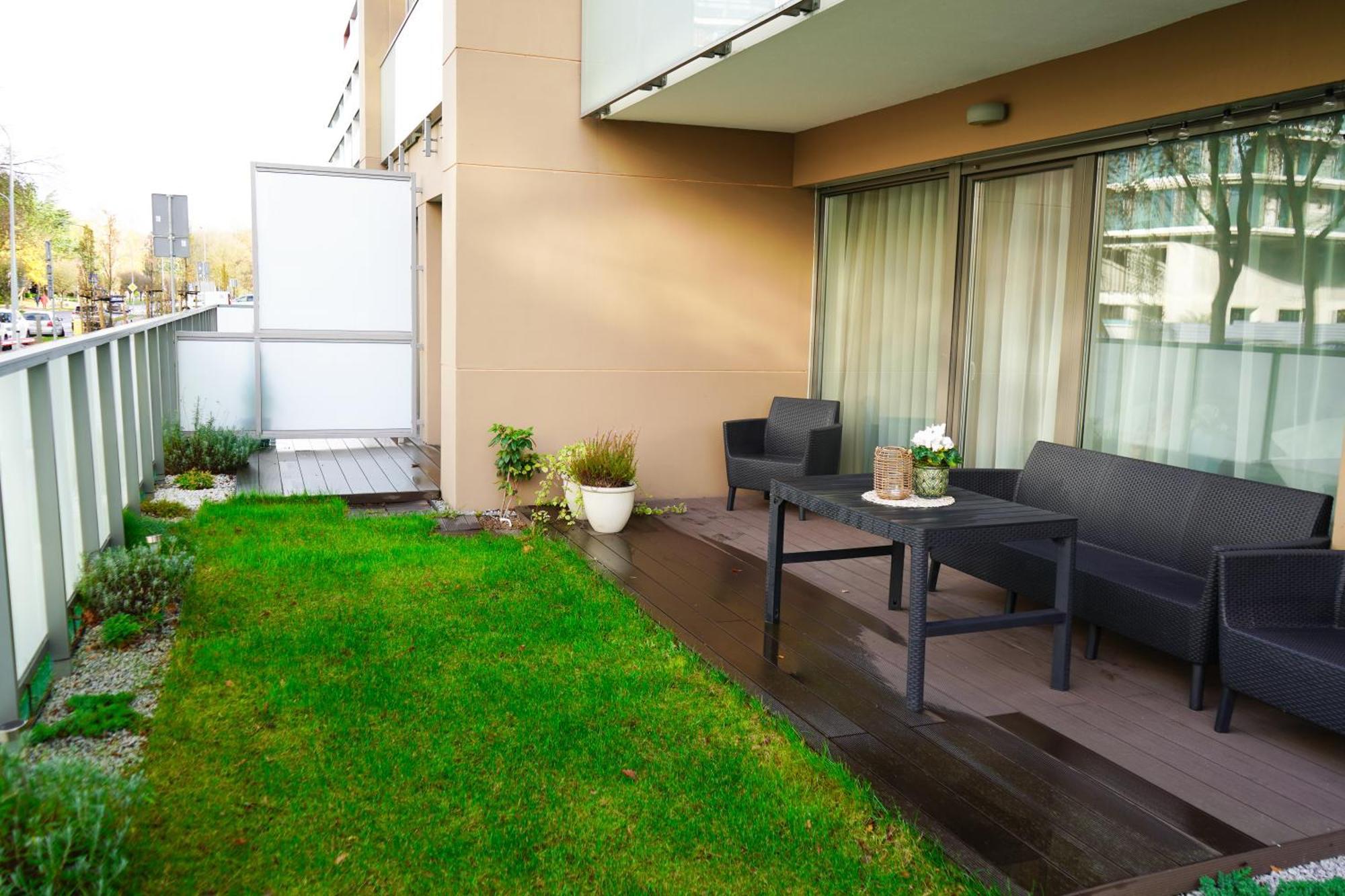 Lulu Apartments - Pod Masztami - Apartament Dwupokojowy - Basen Silownia Parking 科沃布热格 外观 照片