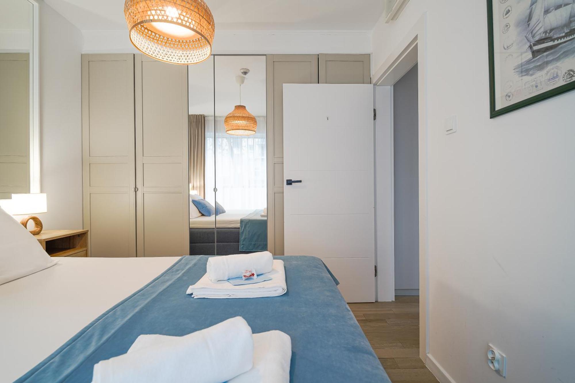 Lulu Apartments - Pod Masztami - Apartament Dwupokojowy - Basen Silownia Parking 科沃布热格 外观 照片