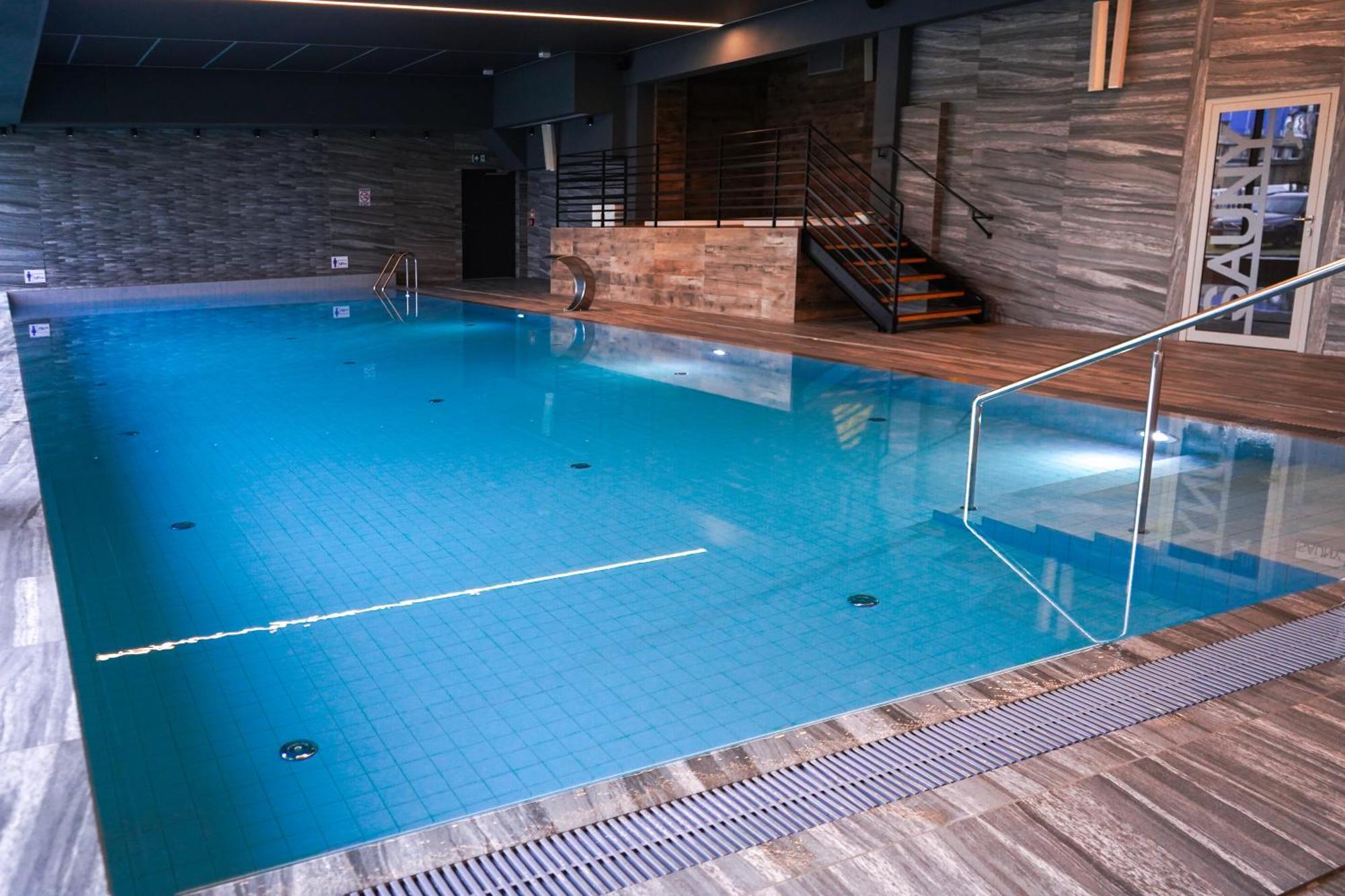Lulu Apartments - Pod Masztami - Apartament Dwupokojowy - Basen Silownia Parking 科沃布热格 外观 照片